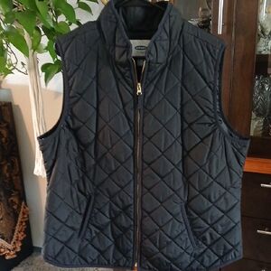 Old Navy Black Quilted Vest